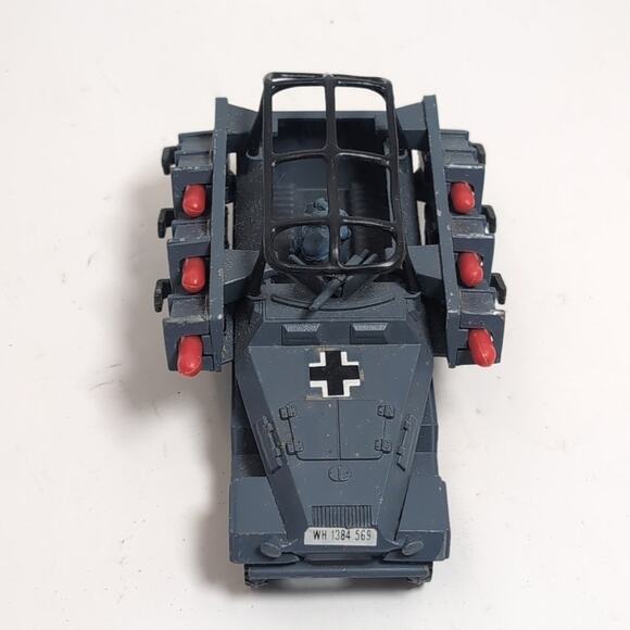 Corgi German Hanomag SdKfz 251/1 Semi Track Rocket Launcher w Trailer & Missles - Picture 3 of 9